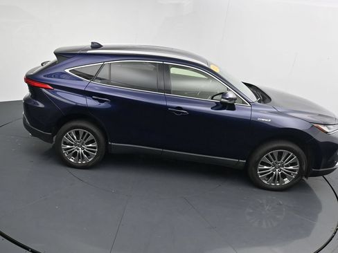 Used 2021 Toyota Venza Limited w/ Carpet Mat Package (TMS) AWD/4WD image 28