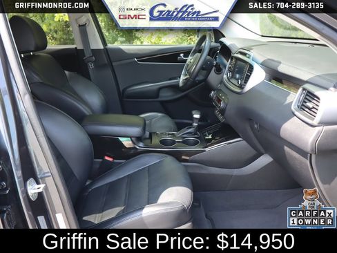 Used 2019 Kia Sorento EX FWD image 43