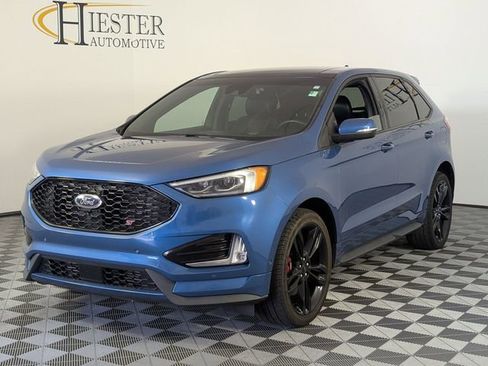 Used 2019 Ford Edge ST w/ Equipment Group 401A image 4