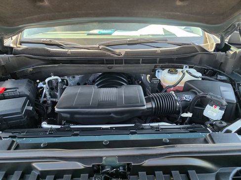 Used 2025 Chevrolet Silverado 1500 LT Trail Boss w/ Convenience Package II AWD/4WD image 31