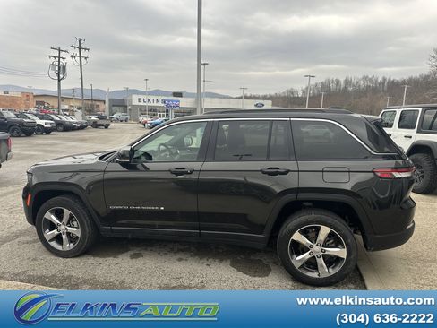 Used 2024 Jeep Grand Cherokee Limited image 1