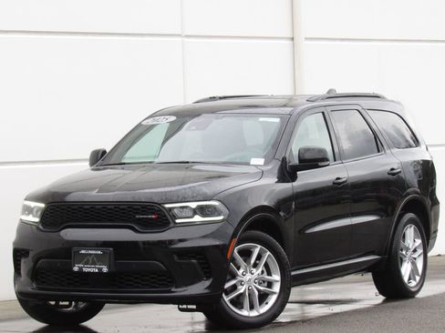 Used 2025 Dodge Durango GT image 1