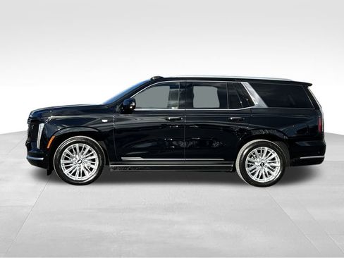Certified 2025 Cadillac Escalade Premium Luxury w/ Touring Package image 4