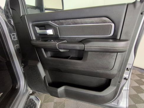 Certified 2024 RAM 2500 Big Horn w/ Sport Appearance Package AWD/4WD image 35