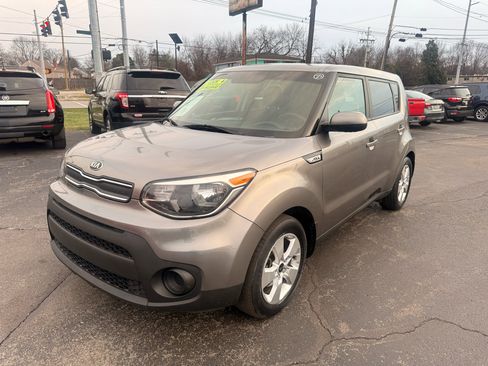 Used 2019 Kia Soul image 3