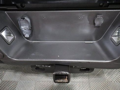 Used 2019 Ford F250 Platinum w/ Platinum Ultimate Package AWD/4WD image 32