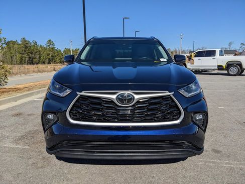 Used 2021 Toyota Highlander XLE image 74