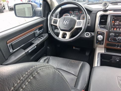 Used 2015 RAM 1500 Laramie w/ Convenience Group image 28