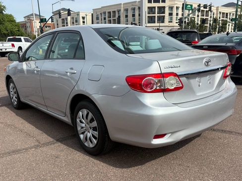 Used 2012 Toyota Corolla LE FWD image 7