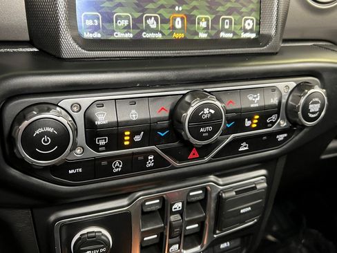 Certified 2023 Jeep Wrangler Unlimited Sport image 45