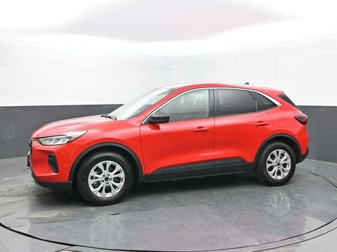 Used 2024 Ford Escape Active FWD image 2