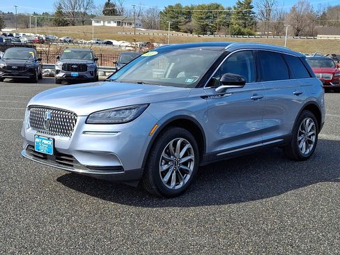 Certified 2022 Lincoln Corsair AWD w/ Premium Package image 4