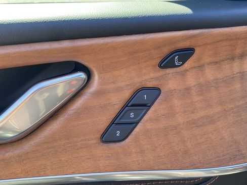 New 2025 Jeep Grand Cherokee Summit image 14