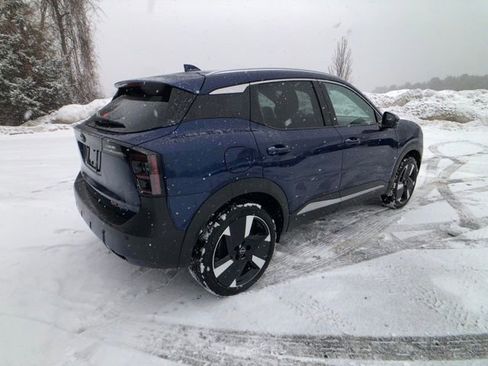 Certified 2025 Nissan Kicks SR w/ Interior Electronics Package image 7