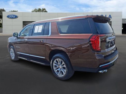 Used 2023 GMC Yukon XL Denali w/ LPO, Floor Liner Package AWD/4WD image 6