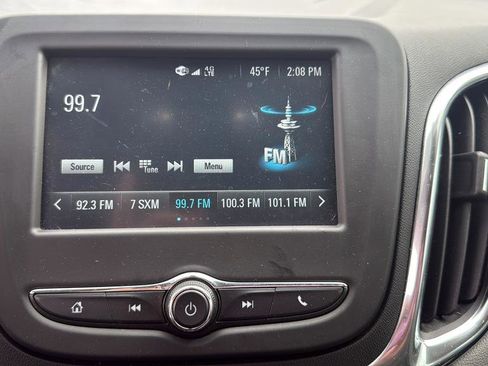 Used 2018 Chevrolet Equinox LT image 23