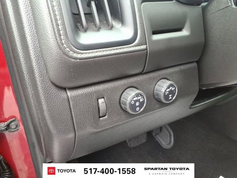 Used 2017 GMC Canyon Denali AWD/4WD image 16