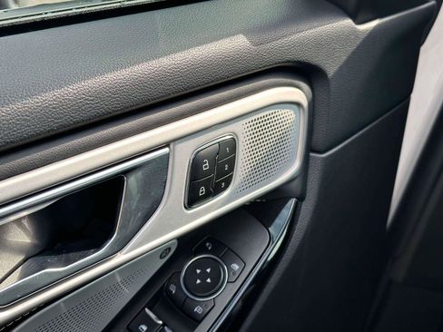 Used 2023 Ford Explorer ST w/ Equipment Group 401A image 17