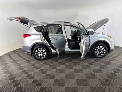 Used 2013 Toyota RAV4 LE AWD/4WD image 13