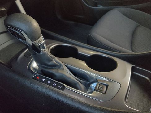 Used 2023 Chevrolet Malibu LS FWD image 26