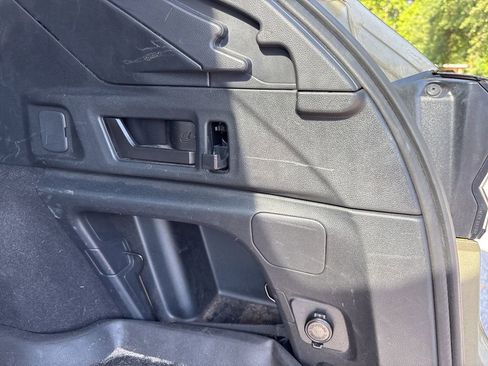 Used 2022 Subaru Outback Limited w/ Popular Package #2 image 31