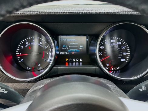 Used 2022 Ford Mustang Coupe w/ Black Accent Package RWD image 12