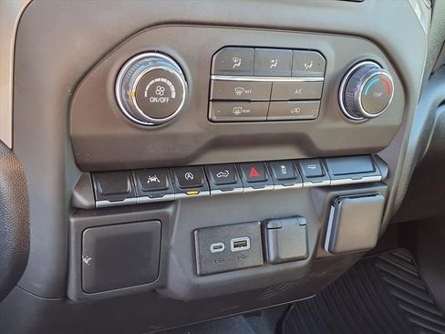 Used 2026 Chevrolet Silverado 1500 Custom image 7