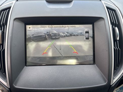 Used 2017 Ford Edge SEL w/ Equipment Group 201A image 28