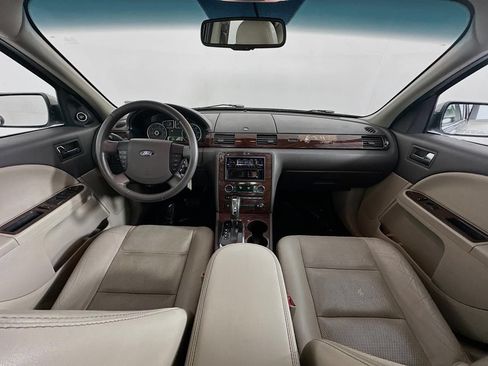 Used 2008 Ford Taurus SEL FWD image 10