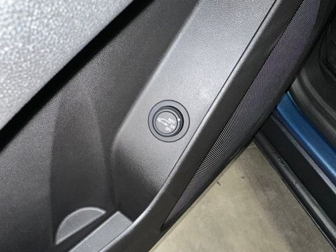 Certified 2024 Chevrolet Equinox LT w/ LPO, Floor Liner Package image 6