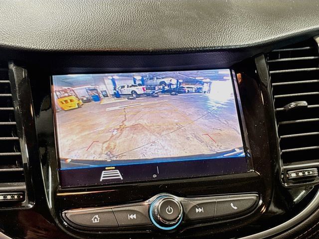 Used 2021 Chevrolet Trax LT w/ Redline Edition AWD/4WD image 13