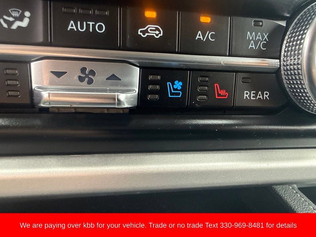 Used 2024 Ford Expedition XLT AWD/4WD image 26