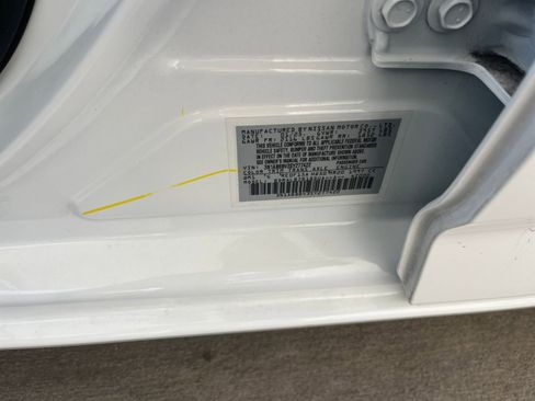 Used 2025 Nissan Sentra S image 27