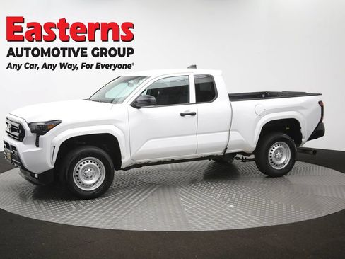 Used 2025 Toyota Tacoma SR RWD image 54