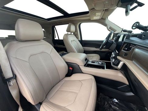 Used 2023 Ford Expedition Max Limited RWD image 16
