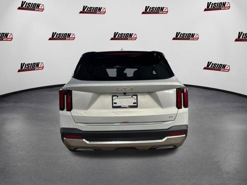 New 2026 Kia Sorento S image 6