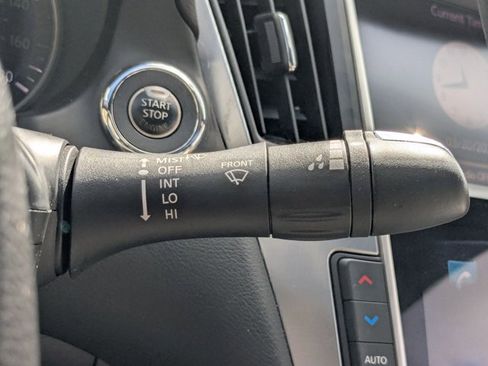 Used 2018 INFINITI Q60 3.0t Luxe image 12