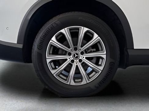 Used 2024 Mercedes-Benz GLC 300 GLC 300 image 21