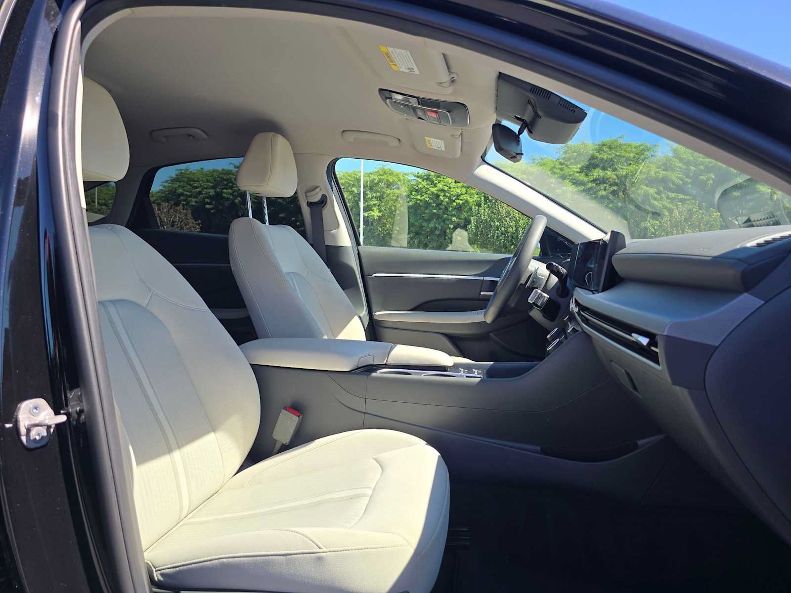 Used 2025 Hyundai Sonata SEL FWD image 10