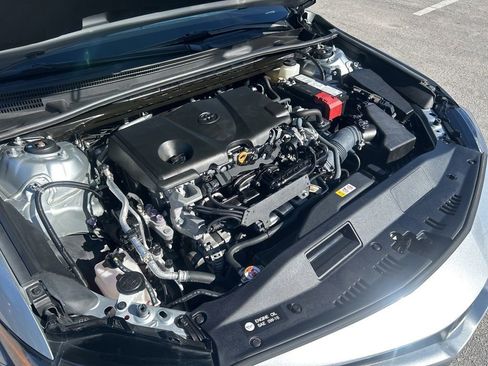 Used 2022 Toyota Camry XSE image 17
