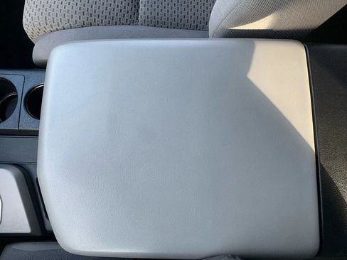 Used 2013 Toyota Tundra SR5 image 27