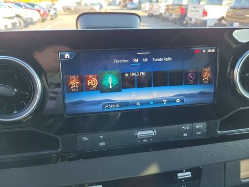 Used 2025 Mercedes-Benz Sprinter 2500 image 41