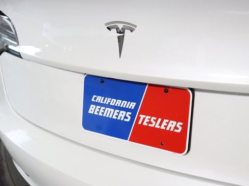 Used 2023 Tesla Model 3 Standard Range image 50