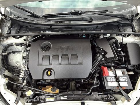 Used 2014 Toyota Corolla S image 34