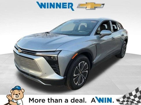 New 2025 Chevrolet Blazer EV LT w/ Super Cruise Package AWD/4WD image 42