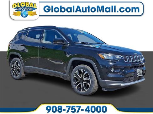 Used 2023 Jeep Compass Limited image 1