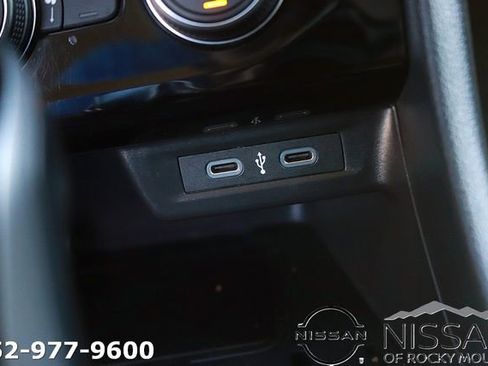 Used 2024 Volkswagen Jetta SE image 22