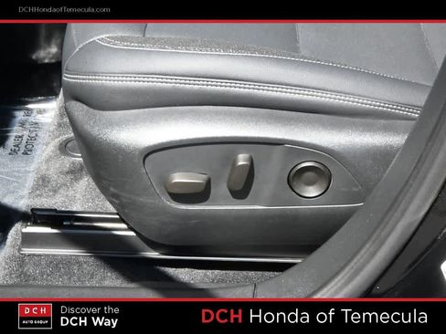 Used 2024 Chevrolet Blazer EV LT AWD/4WD image 16