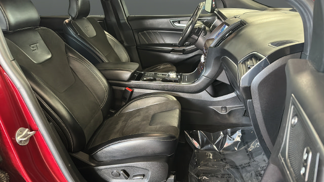 Used 2019 Ford Edge ST w/ Equipment Group 401A AWD/4WD image 24