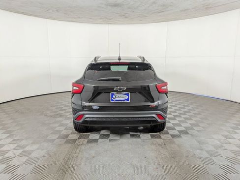 New 2026 Chevrolet Trax RS image 8